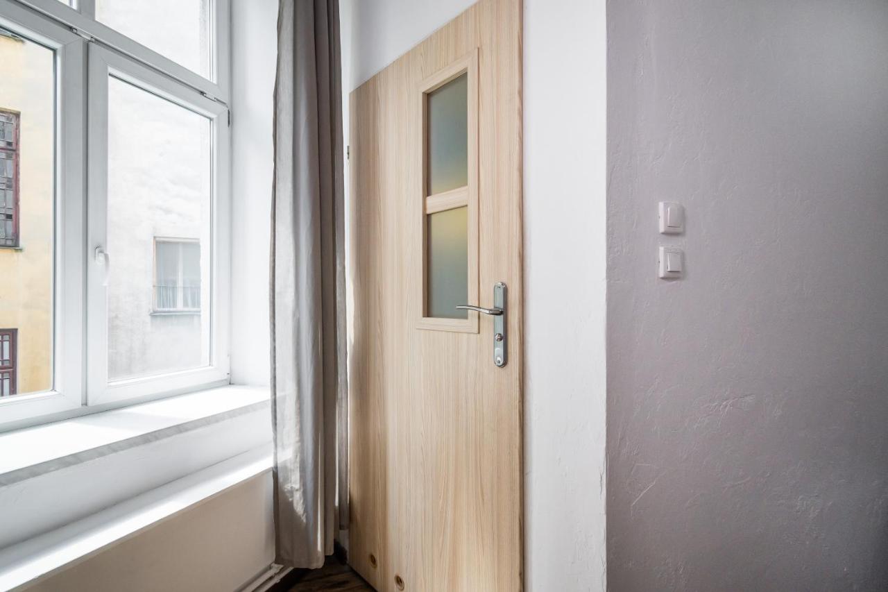 Lol Leilighet Krasków Eksteriør bilde